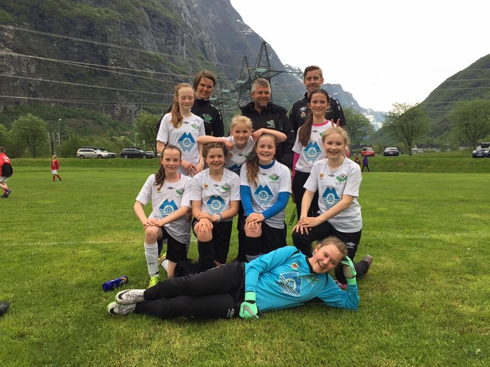 Storslem på Hydro Cup for J2005