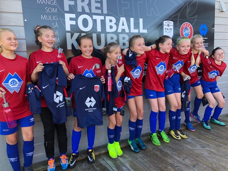 Da jentene tok over Omsundet